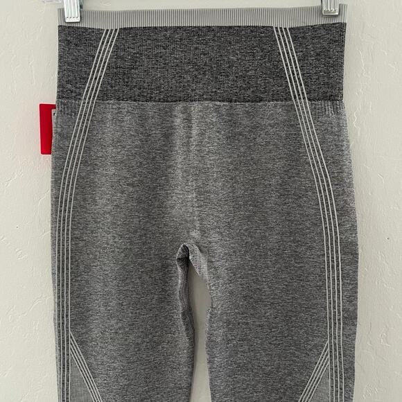 Spanx Seamless Sculpt Leggings Shapewear in Spacedye Cloudy Grey Medium NWT - Picture 11 of 13